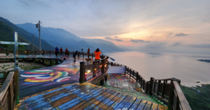 Servicio de Lancha para Visitar Mirador Kaqasiiwaan, San Juan La Laguna