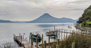 Servicio de Lancha para Visitar Santa Cruz La Laguna